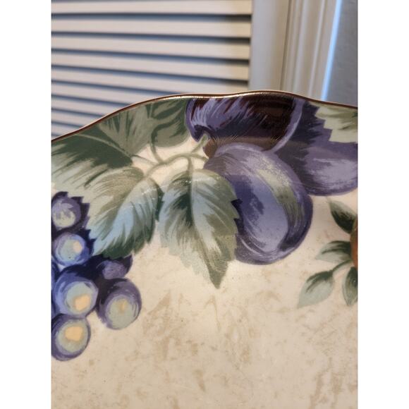 Noble Excellence Napa Valley Fruit Design Porcelain 10.75" Dinner Plate - Picture 8 of 10